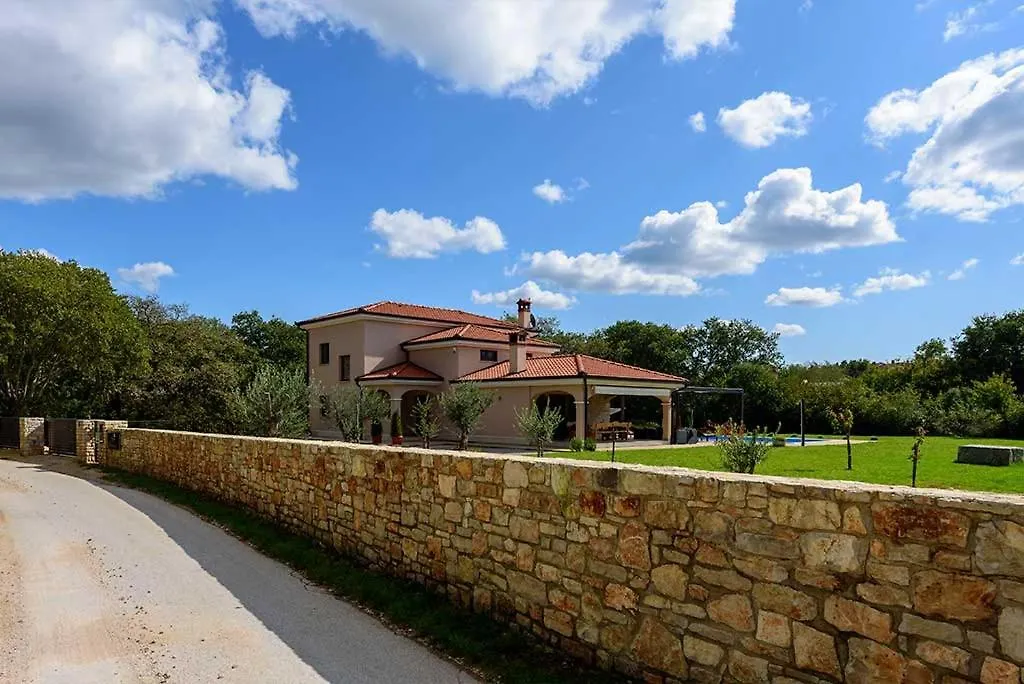 Villa With Pool Casa Ivano Rovinjsko Selo Croatia